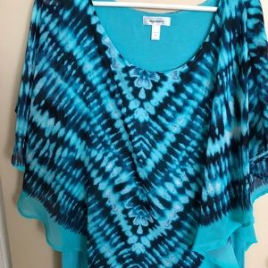 Woman’s flowy layered shirt